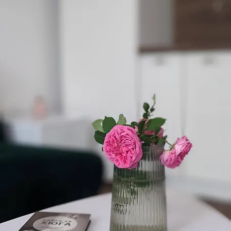 Honey I'm 아파트 *